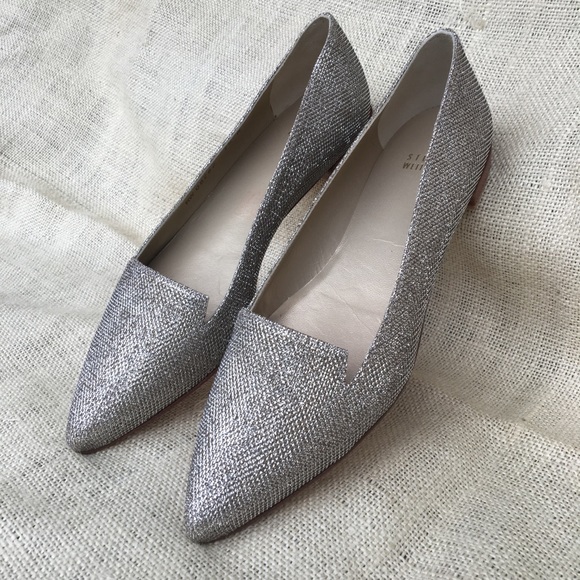 Stuart Weitzman Shoes - NWT Stuart Weitzman RIALTO Flats in Platinum Noir